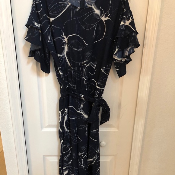 NWOT Vince Camuto Navy Jumpsuit - Picture 5 of 5